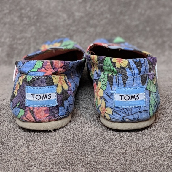 Tom's Floral Shoes - Picture 4 of 6